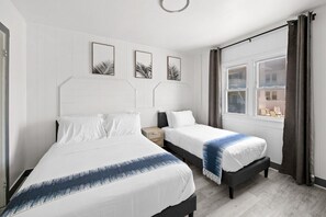 2 habitaciones, tabla de planchar con plancha, wifi y ropa de cama 