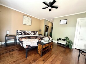 Desk, iron/ironing board, free WiFi, bed sheets