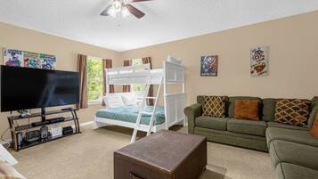 6 bedrooms, iron/ironing board, free WiFi, bed sheets