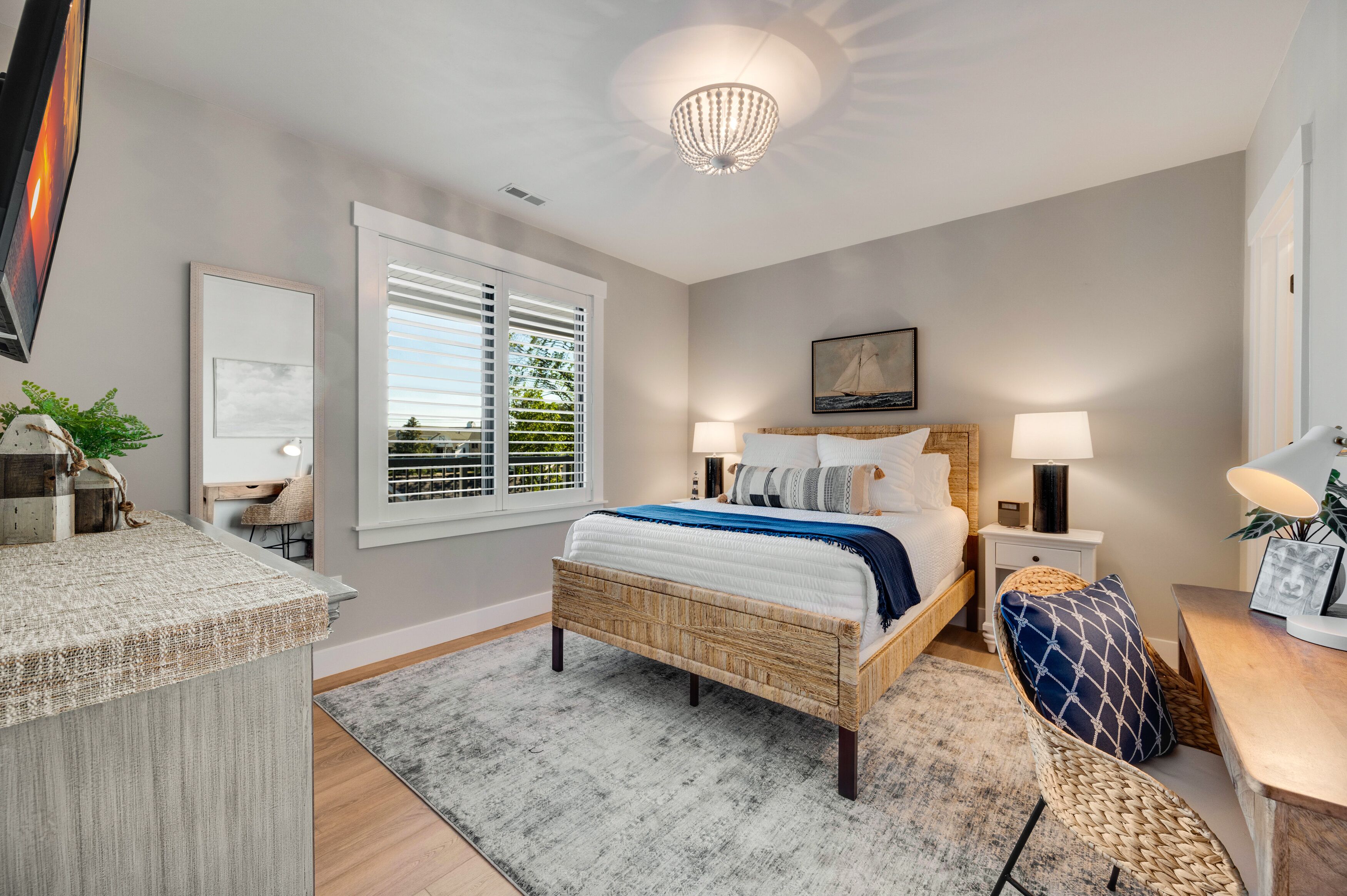 2 bedrooms, desk, iron/ironing board, free WiFi