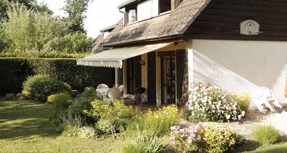 Bucolic, quiet house with terrace and garden near Annecy