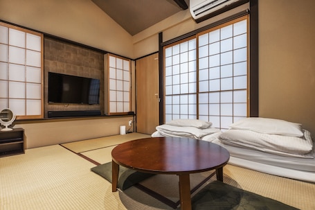 1 habitación, decoración personalizada y muebles diferentes . Shiki Homes SEN