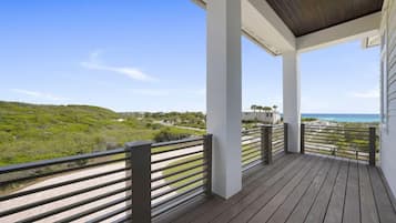 House, Berbilang Katil | Balkoni