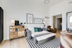 3 habitaciones, tabla de planchar con plancha y wifi gratis 
