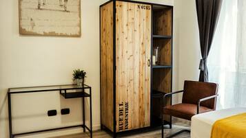 3 habitaciones, tabla de planchar con plancha y wifi gratis