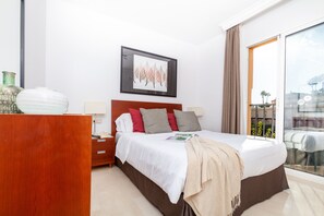 1 habitación y caja de seguridad en la habitación 