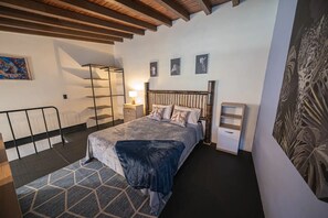 Free WiFi - HOLT - Astorga Gardens - The African (Medellín)