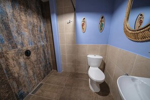 Bathroom - HOLT - Astorga Gardens - The African (Medellín)