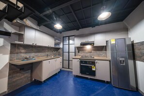 Oven, stovetop - HOLT - Astorga Gardens - The African (Medellín)