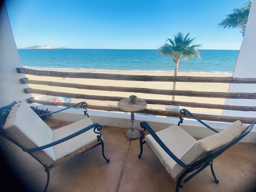 Beachfront getaway Bahia de Kino