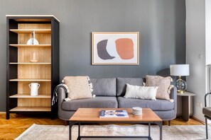 TV, stereo