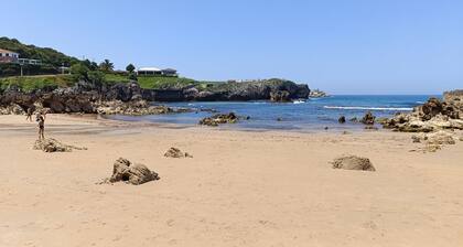 Beach house in Toró, Llanes