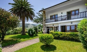 Exterior - Casa Toró - country house with garden in Llanes, Northern Spain (Arrecife)
