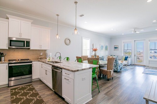 Beary Beach House| Gulf Shores, AL