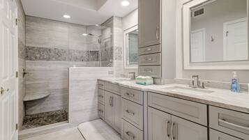 Condo (10118 Colonial Country Club Blvd #410) | Exterior