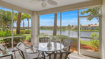 Condo (10118 Colonial Country Club Blvd #410) | Exterior
