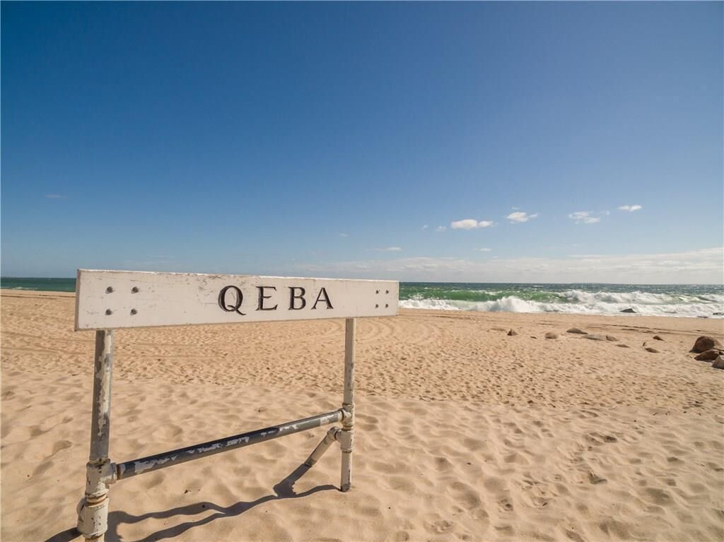 Newly Renovated Quonnie Beach House -  QEBA Beach Pass & Pond Access