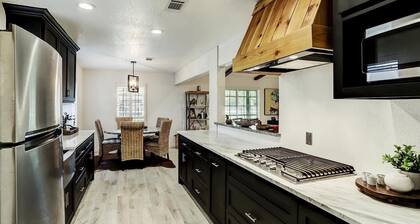 Encino Ranch - A relaxing Retreat