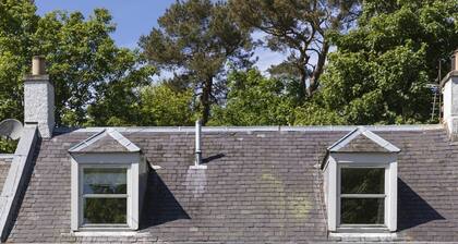 PIRNIE COTTAGE - a charming four bedroom cottage ideal for families