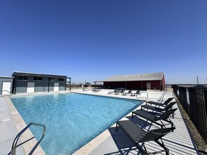 Outdoor pool - ★Main Lodge ★Delightfully Retreat Texas Ranch, lake, sleep 28-32★ (Midfield)