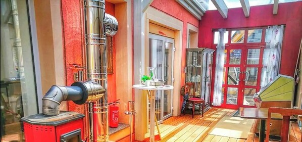 Interior - Holiday Apartment '6 & 7' with Open Terrace and Wi-Fi (Burghaslach)