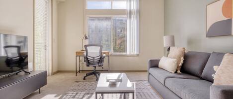 Fernseher, Stereoanlage