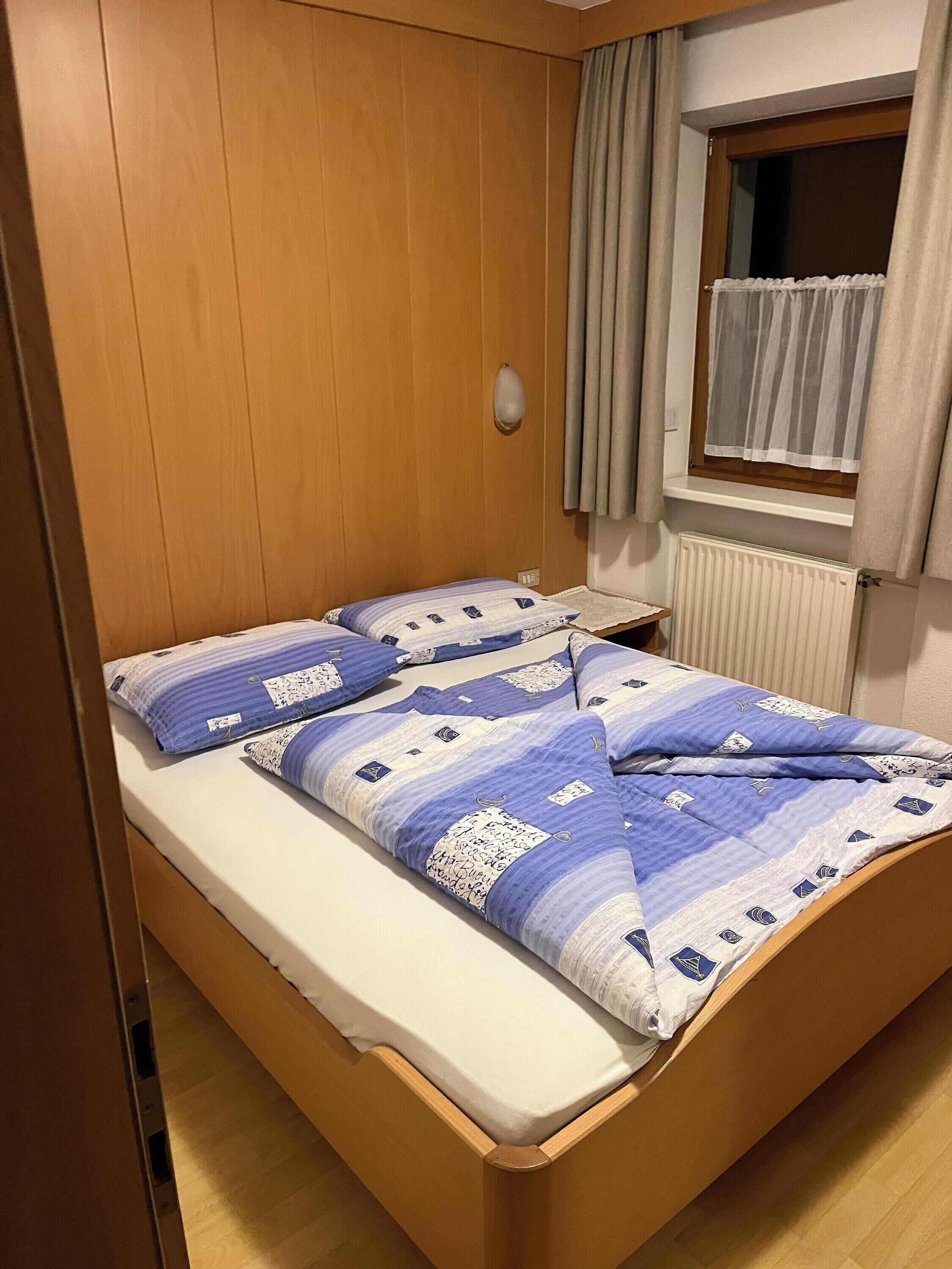 2 habitaciones, wifi gratis y ropa de cama 