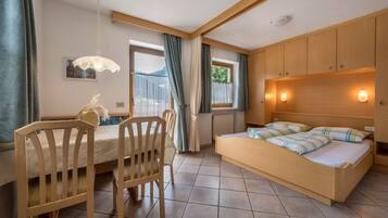 1 chambre, Wi-Fi gratuit, draps fournis