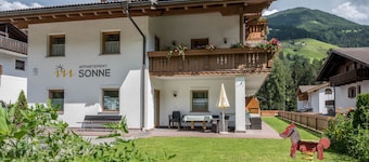 Apartment 'Sonne Nr. 21' with Mountain View, Garden & Wi-Fi