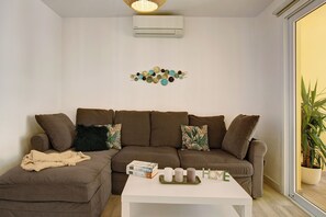 Televisie en een tafeltennistafel