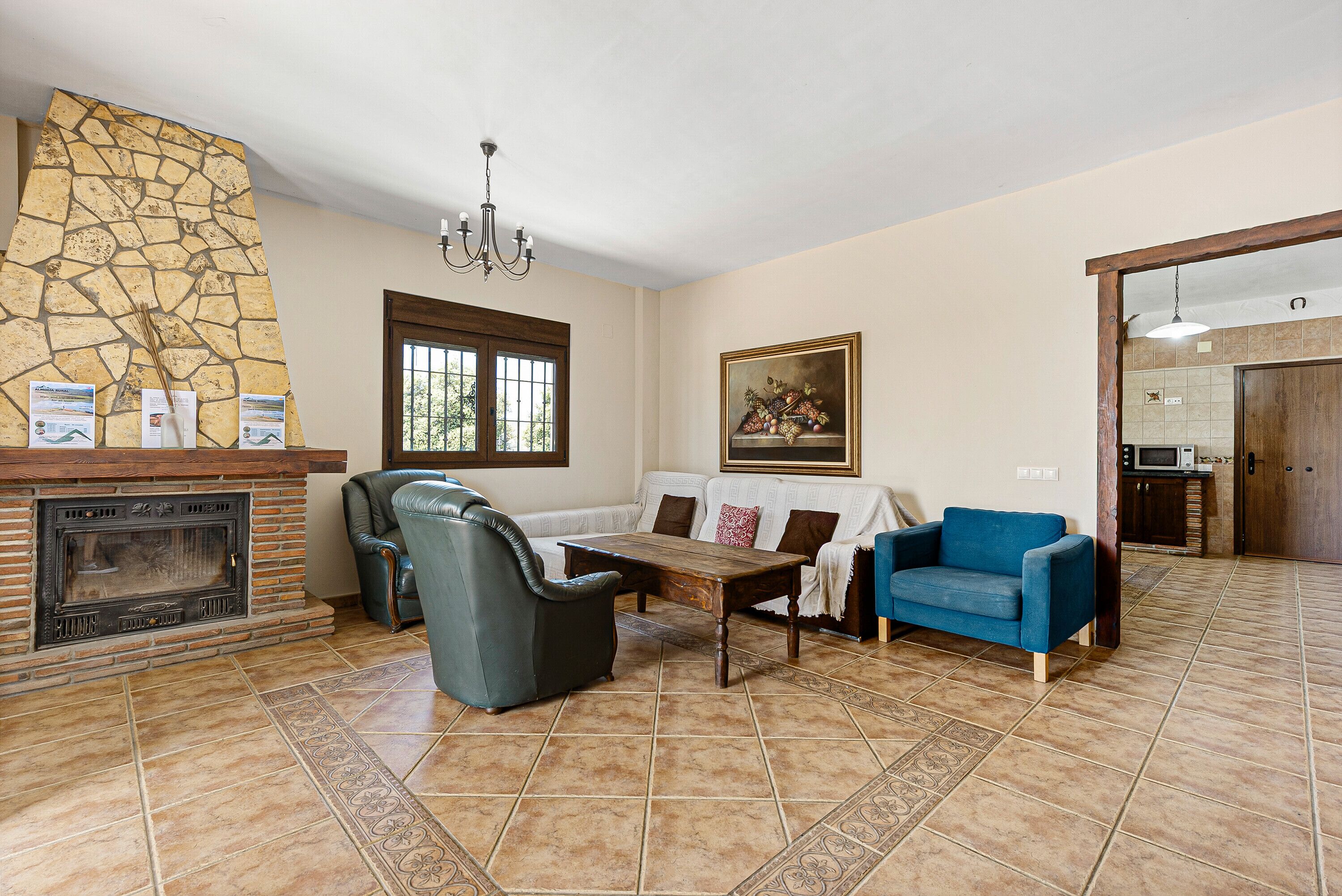 Televisión, chimenea