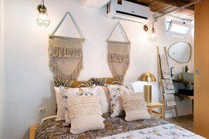 4 bedrooms, free WiFi, bed sheets - Holiday Home "Quinta do Silêncio T4" with Mountain View, Shared Pool & Wi-Fi (Tavira)