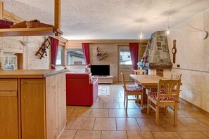 Interior - Holiday Apartment 'Baita Dei Ski App 2' near Slopes with Terrace & Wi-Fi (livigno)