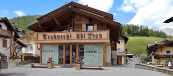 Apartment 'La Baitina app A' with Mountain View & Balcony