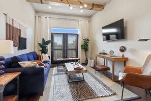 Télévision, espaces bureaux