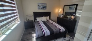 3 chambres, bureau, fer et planche à repasser, Wi-Fi gratuit