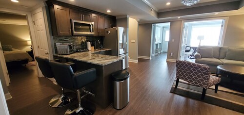 Deluxe! New Basement Loft, Ready for Families with Private Office Space for Work