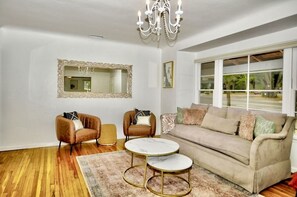 Télévision, baby-foot