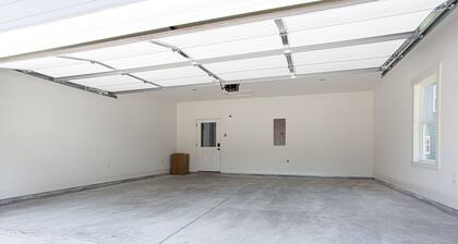 New Stylish and Cozy Normaltown Home - Book Today