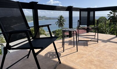 Modern 2 bedroom grandanse beach view 