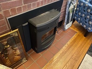 Interior - Cozy,roomy,peaceful and comfortable place to live (Poughkeepsie)