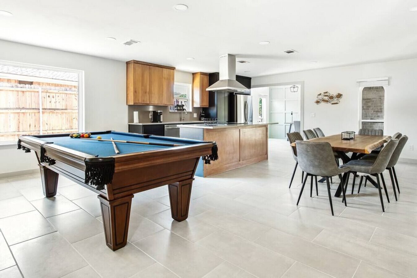 Remodeled 4 bedroom home with pool and pool table