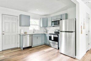 Microwave, stovetop, dishwasher, coffee/tea maker