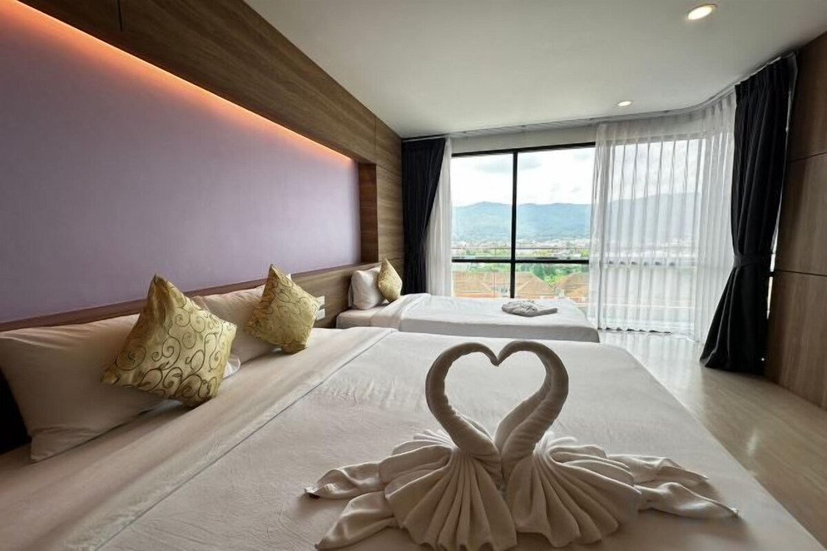 Camas com colchões pillow-top, Wi-Fi de cortesia, roupa de cama
