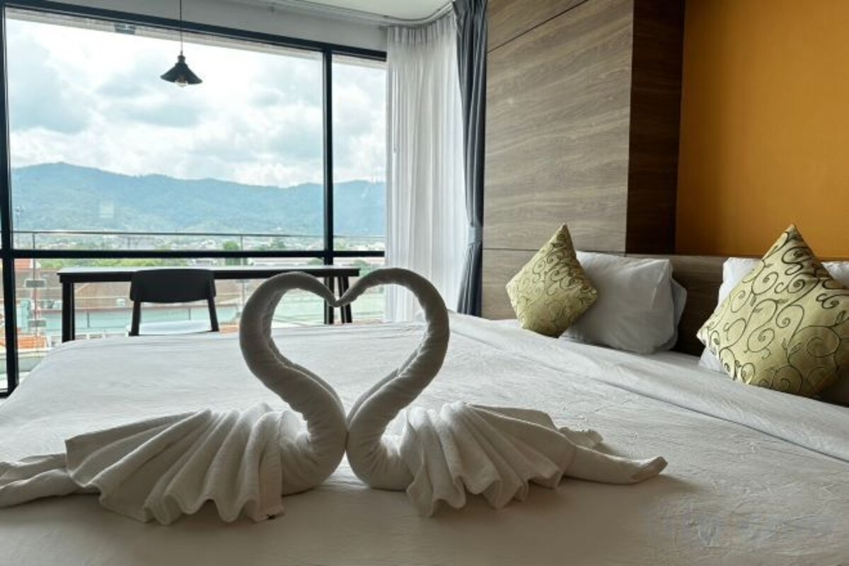 Camas com colchões pillow-top, Wi-Fi de cortesia, roupa de cama
