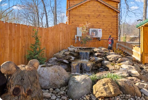Property grounds - Cabin Apt 20min to Gatlinburg across from Ntl Park GameRoom+FirePit+Pet Friendly (Cosby)