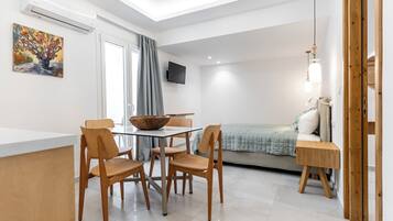 Two Bedroom Superior Apartment | Living area