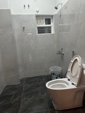 Superior Room | Bathroom