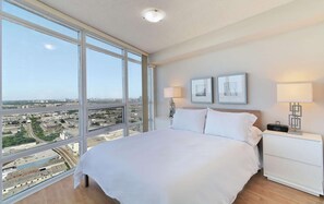 4 Schlafzimmer, Schreibtisch, Bügeleisen/Bügelbrett, WLAN
