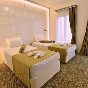 Fireplace - Trabzon Fly Inn Hotel (Trabzon)